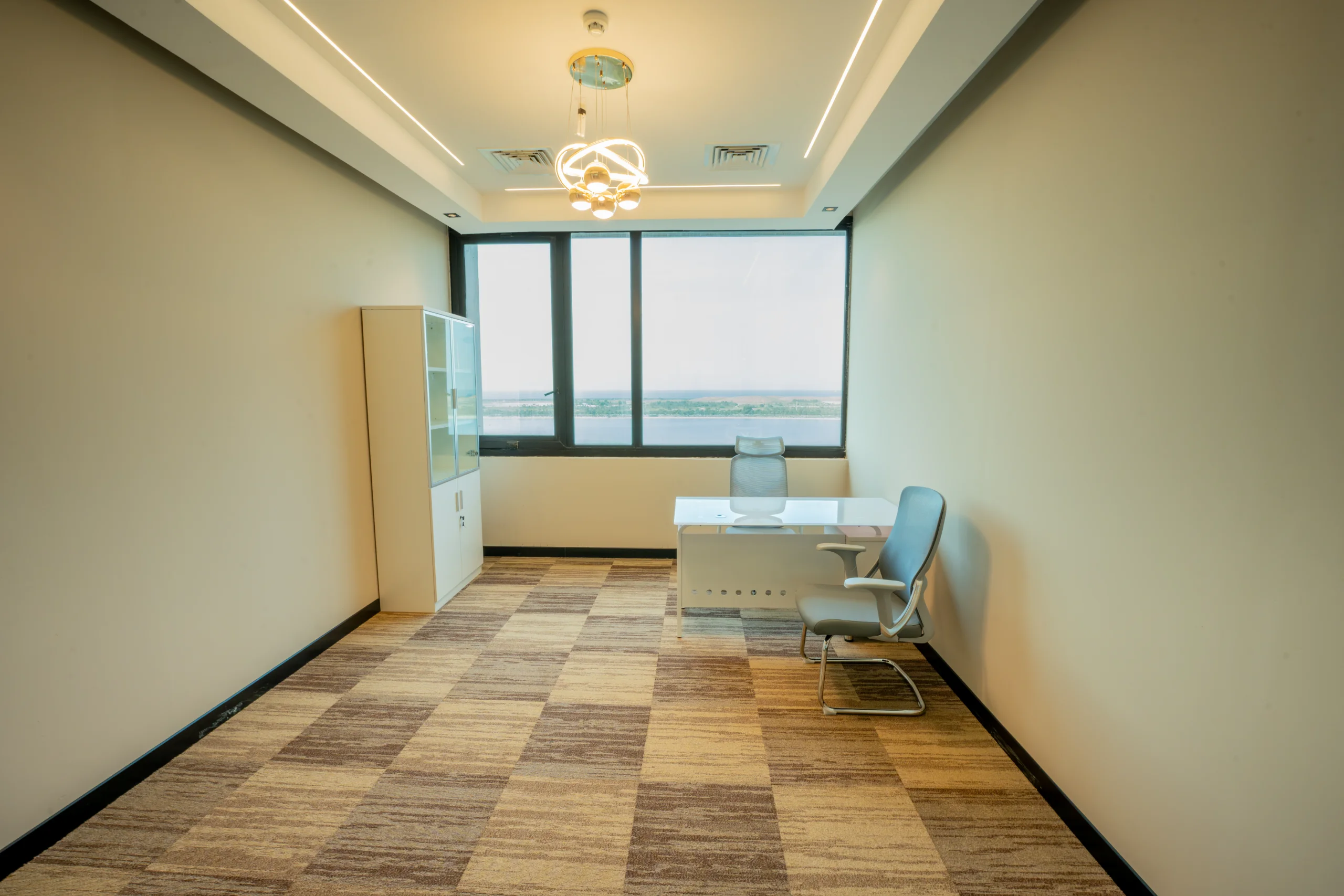 Executive Serviced Offices in Abu Dhabi | Spacious & Professional