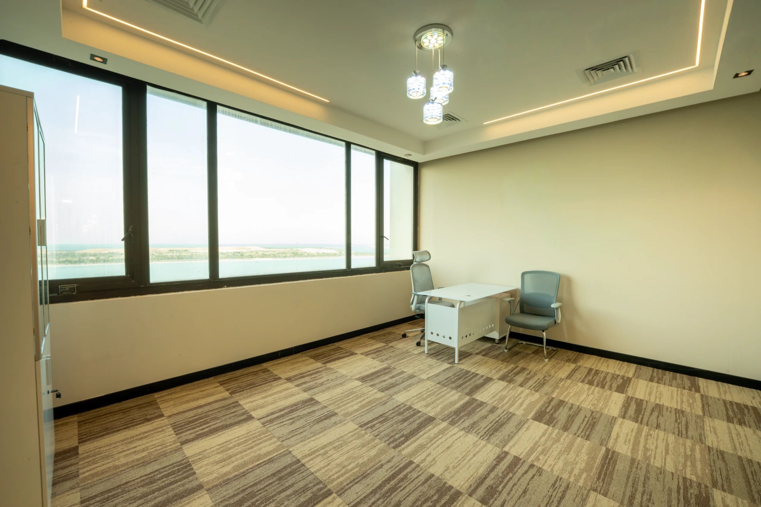 Premium Serviced Offices in Abu Dhabi | Spacious & Refined Workspace