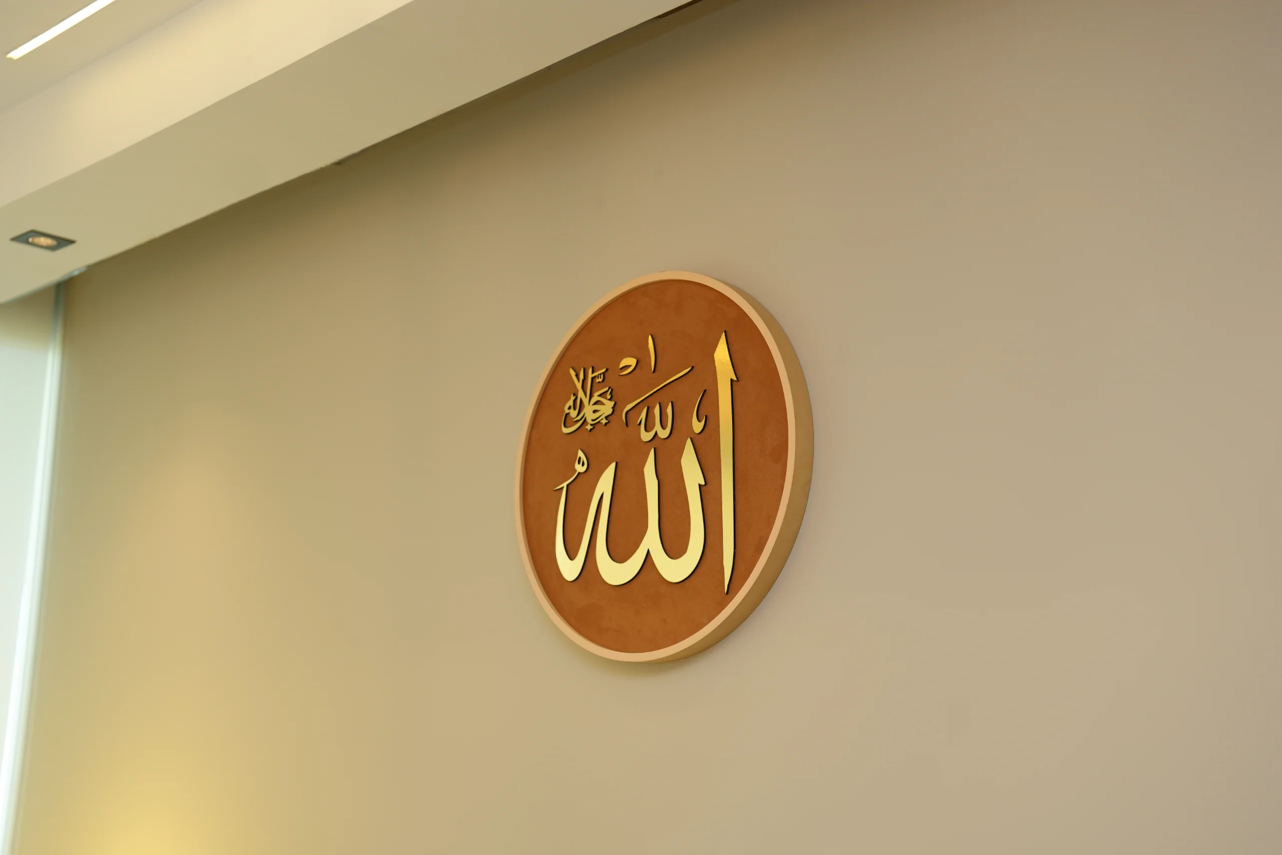 Premium Serviced Offices in Abu Dhabi | Spacious & Refined Workspace — photo 5
