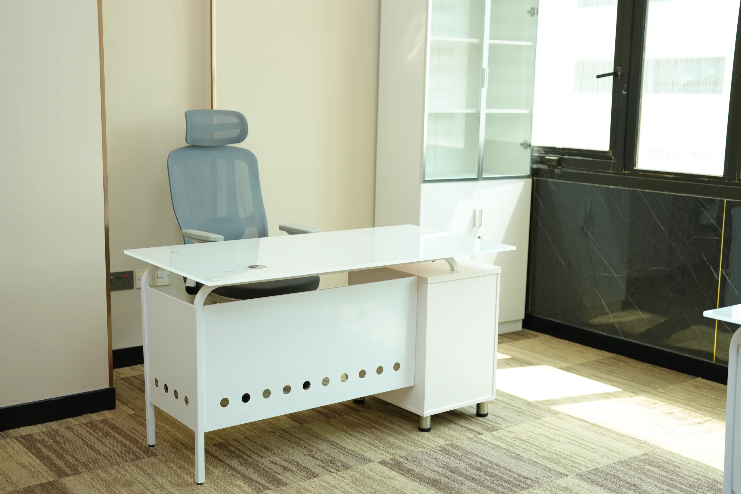 Premium Serviced Offices in Abu Dhabi | Spacious & Refined Workspace — photo 2