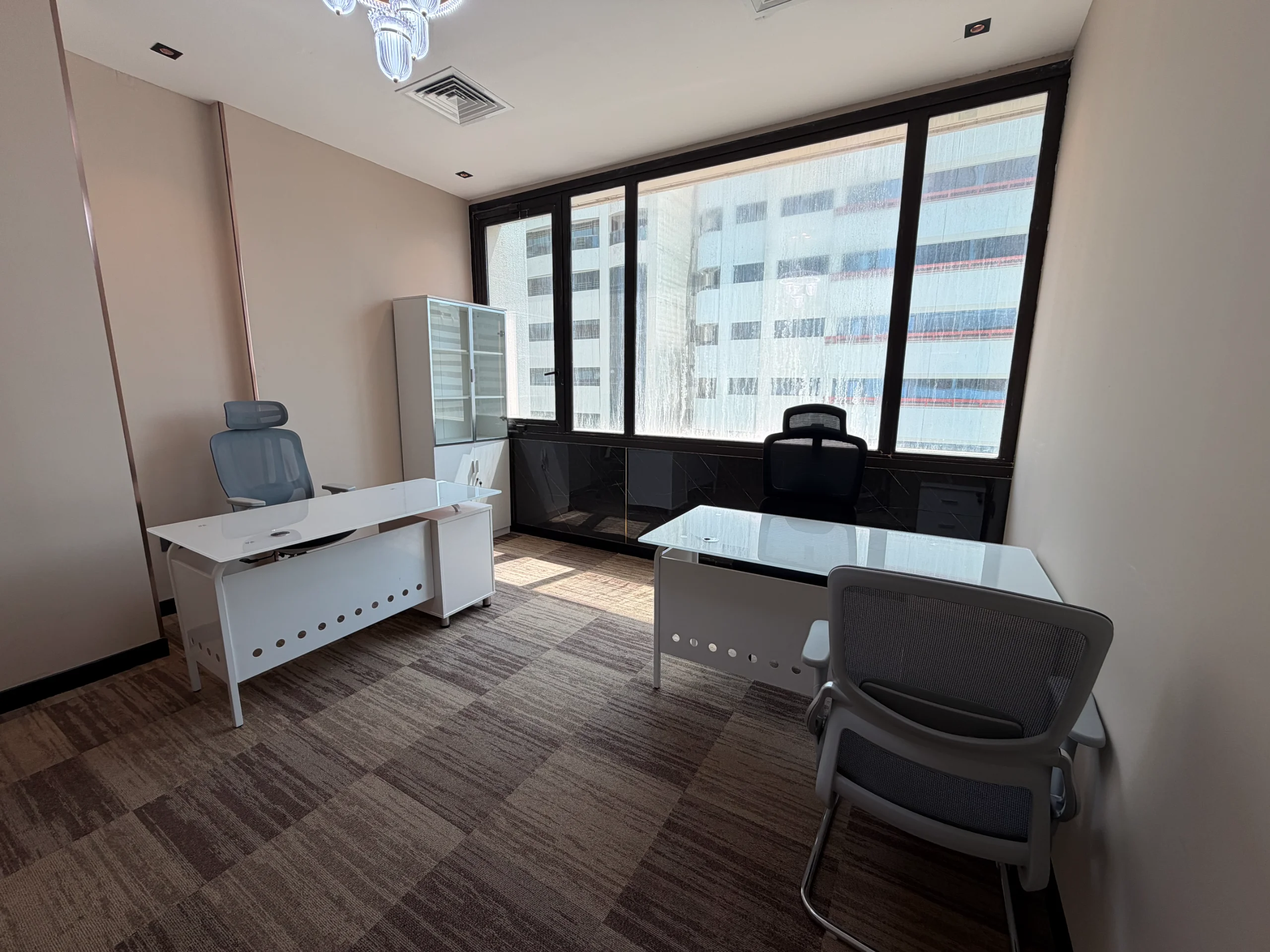 Premium Serviced Offices in Abu Dhabi | Spacious & Refined Workspace — photo 4