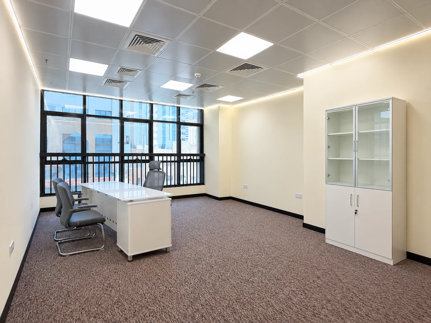 Premium Serviced Offices in Abu Dhabi | Spacious & Refined Workspace — photo 3